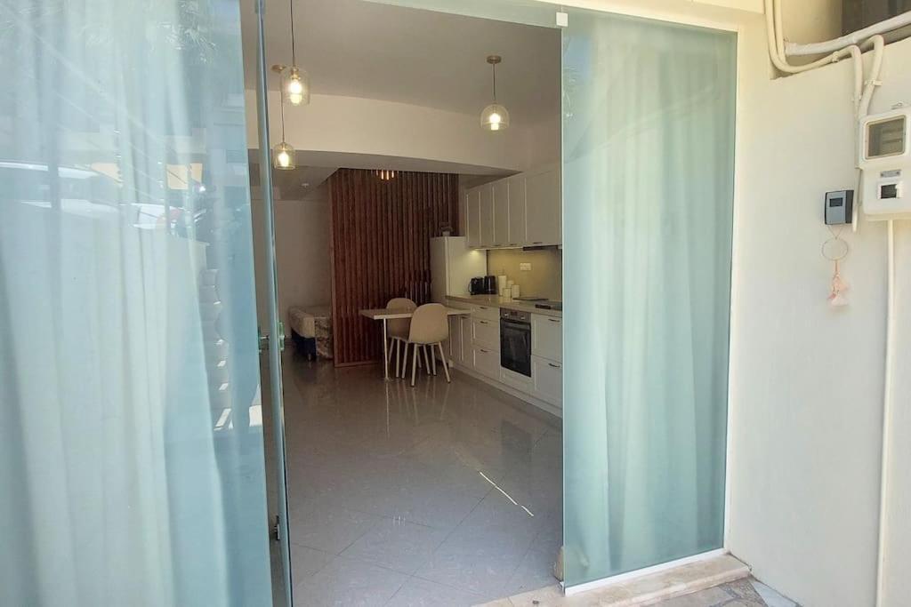 άνετο σε τέλειο σημείο Apartment *